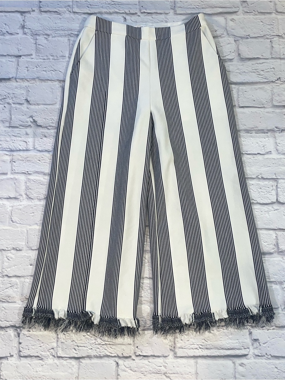 English Factory Stripe Fringe Hem Wide Leg Crop Pants. Medium